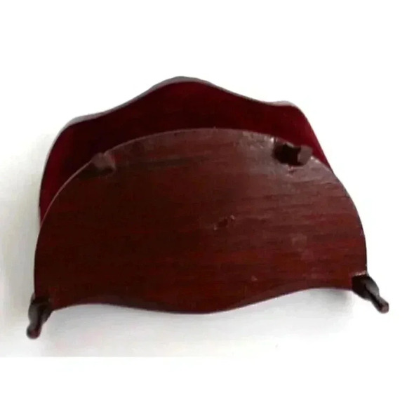 Vtg Dollhouse Miniature Victorian Red Velvet Mahogany Sofa Loveseat 1:12 Scale - Picture 4 of 4